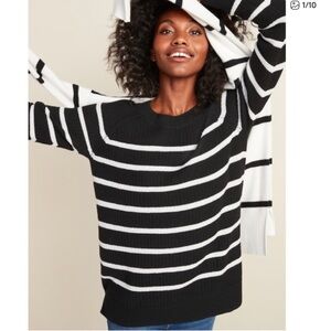 Old Navy Striped Crewneck Sweater